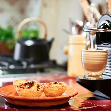 Branca - Palacete بيت ضيافة فيغيورا دا فوز