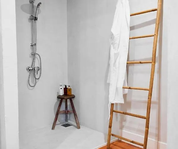 بيت ضيافة Branca - Palacete فيغيورا دا فوز